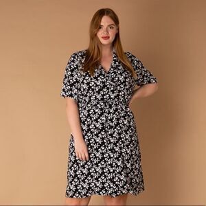 Nwt YEST The Netherlands 80’s Inspired Ditsy Floral Dress Size 10